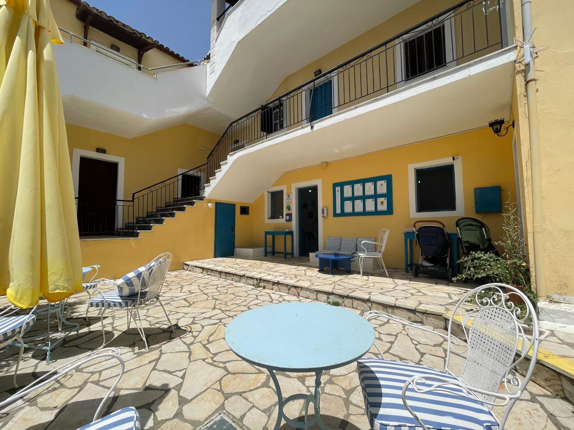 קאסיופי Sunflower Apartments & Studios מראה חיצוני תמונה